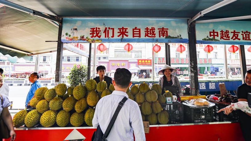 同時減少肌
